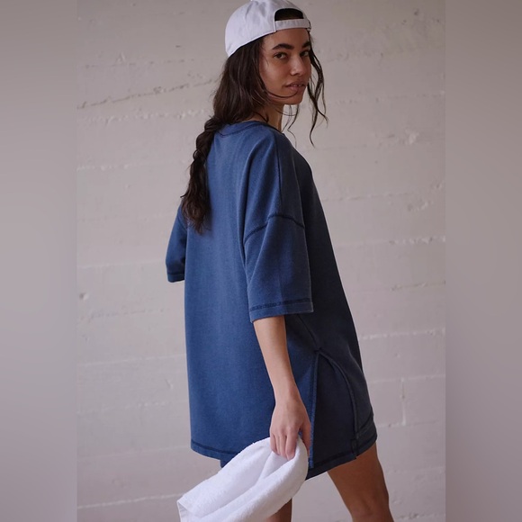 NEW! FREE PEOPLE MOVEMENT Back Me Up MEDIUM Midnight Navy Blue Sweatshirt Relax - Picture 4 of 16